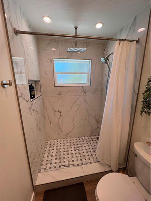 Bathroom, Interior, Marble Walls, Recessed Lighting