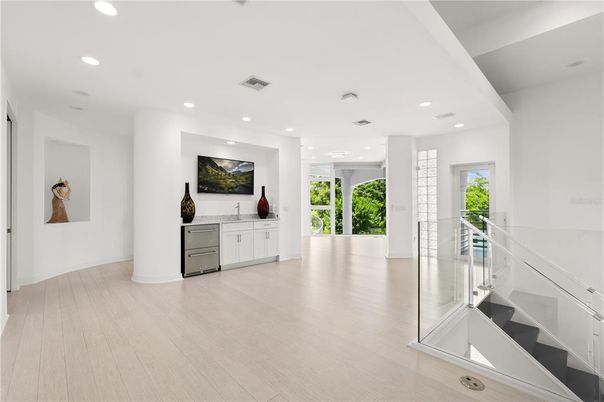 Interior, Recessed Lighting, Wood Texture Flooring