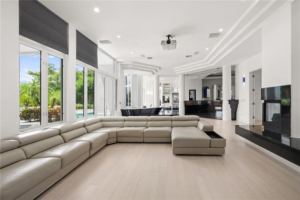 Dining room, Interior, Living room, Recessed Lighting, Wood Texture Flooring