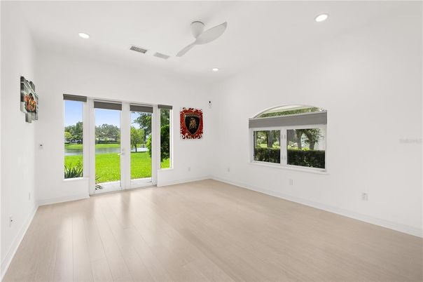 Empty room, Interior, Recessed Lighting, Wood Texture Flooring