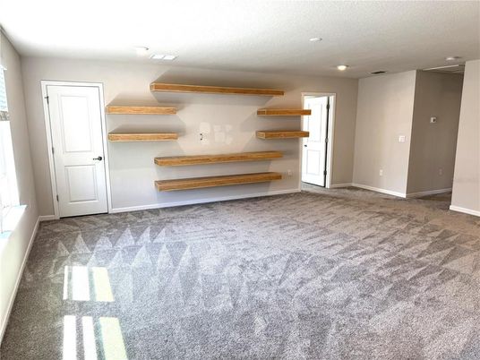 Empty room, Interior, Recessed Lighting
