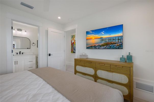 Bathroom, Bedroom, Interior, Recessed Lighting