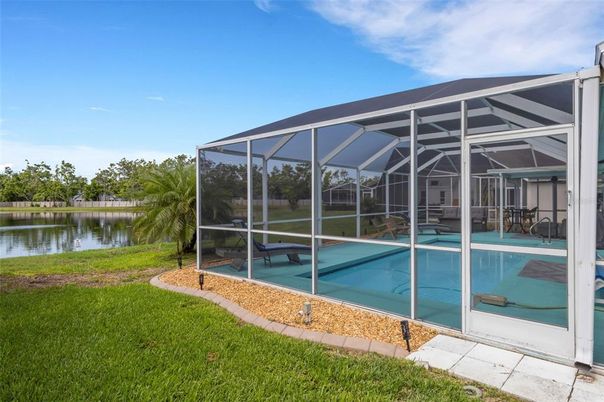 Exterior, Pool, Water