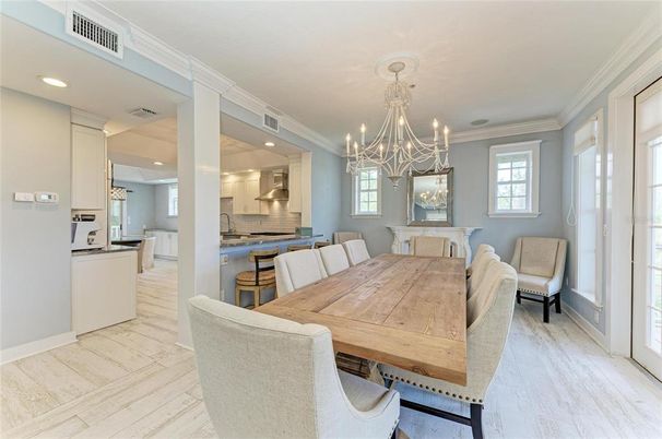 Chandelier, Dining room, Interior, Kitchen, Recessed Lighting, Wood Texture Flooring