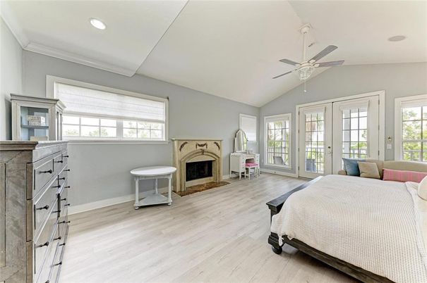 Bedroom, Fireplace, Interior, Recessed Lighting, Wood Texture Flooring