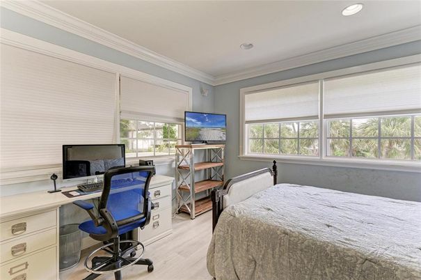 Bedroom, Home Office, Interior, Recessed Lighting, Wood Texture Flooring