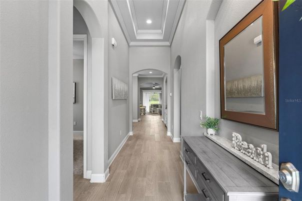Interior, Recessed Lighting, Wood Texture Flooring