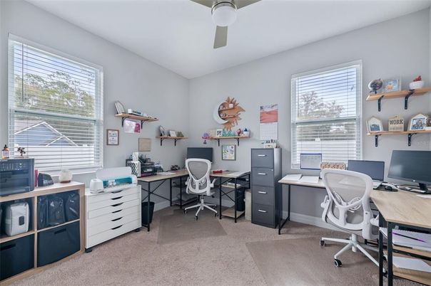 Home Office, Interior