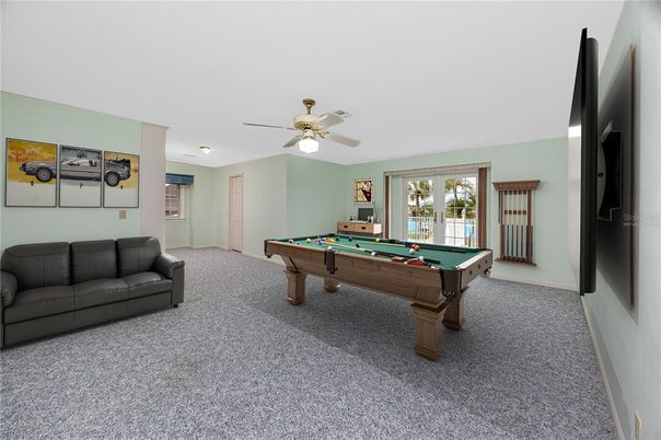 Billiard Table, Game Room, Interior
