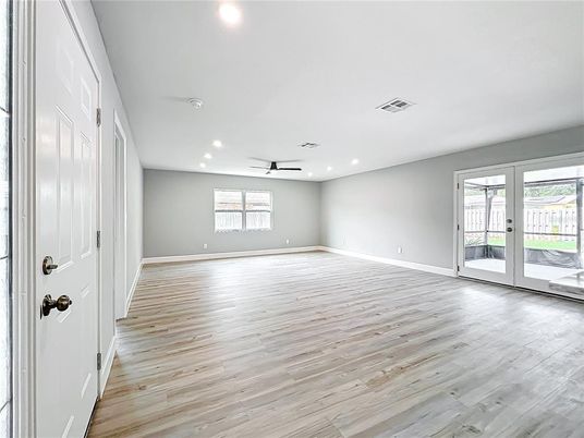 Empty room, Interior, Recessed Lighting, Wood Texture Flooring