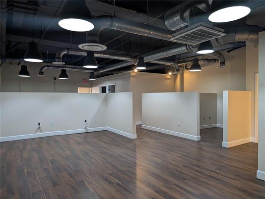 Interior, Pendant Lights, Wood Texture Flooring