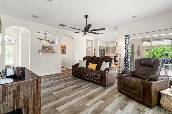 Interior, Living room, Pendant Lights, Recessed Lighting, Wood Texture Flooring