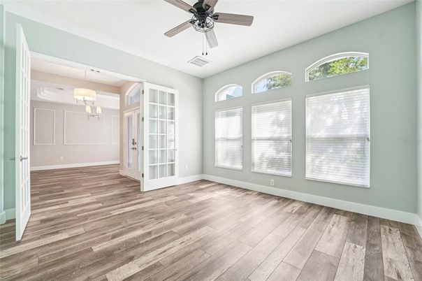 Empty room, Interior, Pendant Lights, Wood Texture Flooring