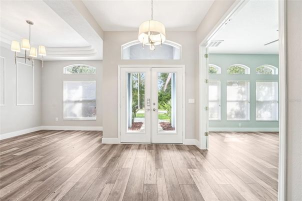 Chandelier, Empty room, Interior, Pendant Lights, Wood Texture Flooring