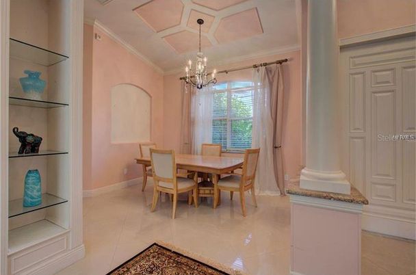 Chandelier, Dining room, Interior