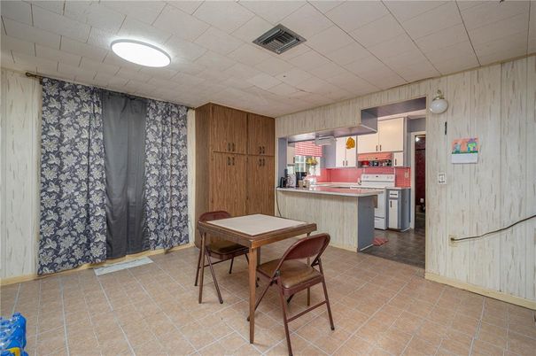 Dining room, Interior, Kitchen, Recessed Lighting