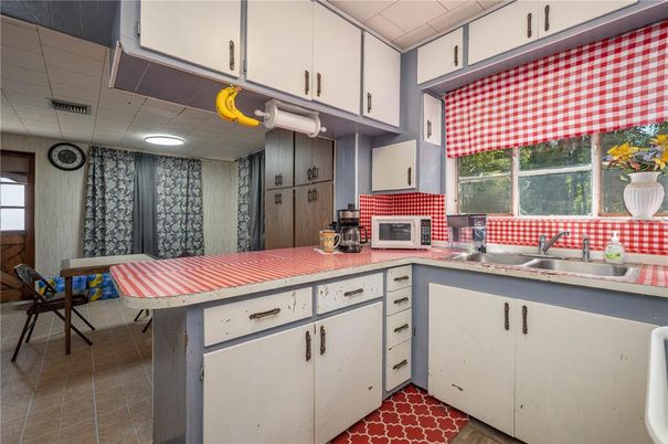 Interior, Kitchen, Recessed Lighting