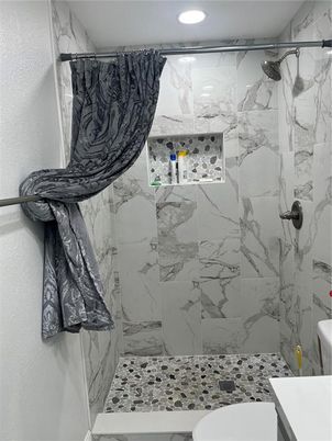 Bathroom, Interior, Marble Walls, Recessed Lighting