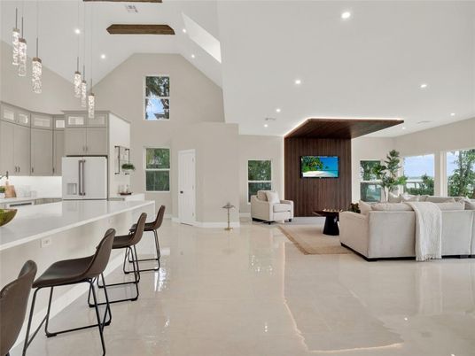 Interior, Kitchen, Living room, Pendant Lights, Recessed Lighting, Wooden Beams