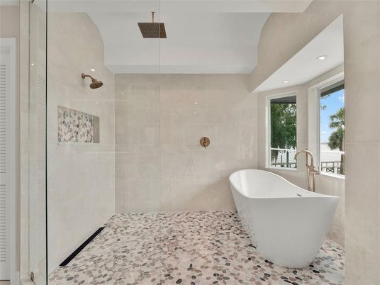 Bathroom, Free Standing Baths, Glass Shower, Interior, Recessed Lighting