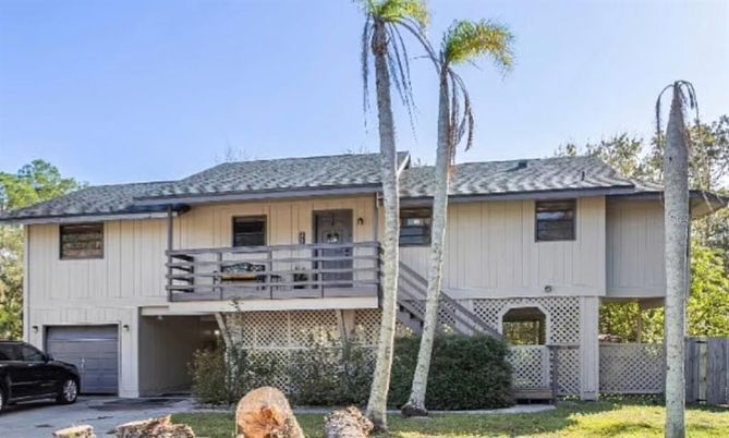 Attached, Exterior, Facade, Raised Ranch
