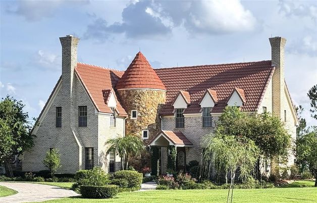 Backyard, Exterior, Facade, Tudor Revival