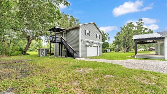 Backyard, Exterior