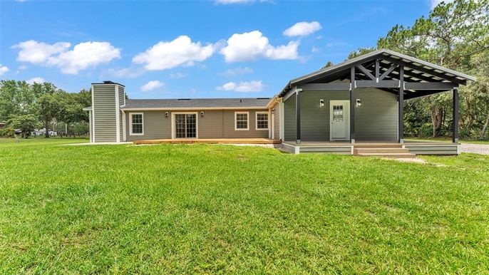 Backyard, Exterior