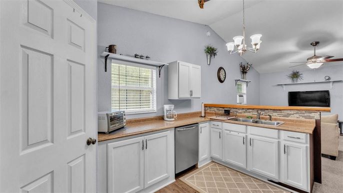 Interior, Kitchen, Pendant Lights, Wood Texture Flooring