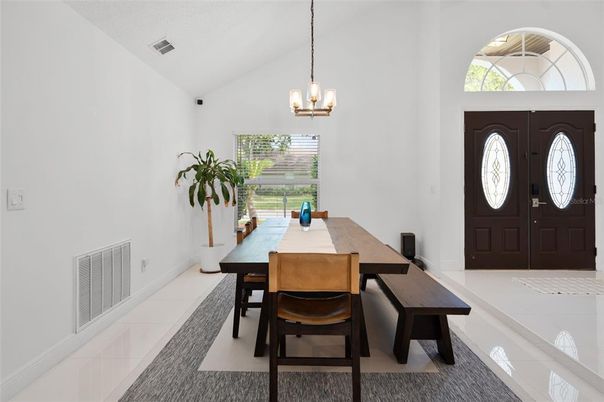 Chandelier, Dining room, Interior, Pendant Lights