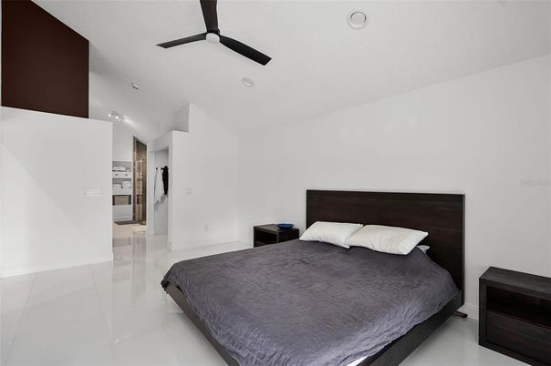 Bedroom, Interior, Recessed Lighting