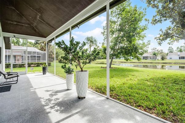 Interior, Sun Room, Water