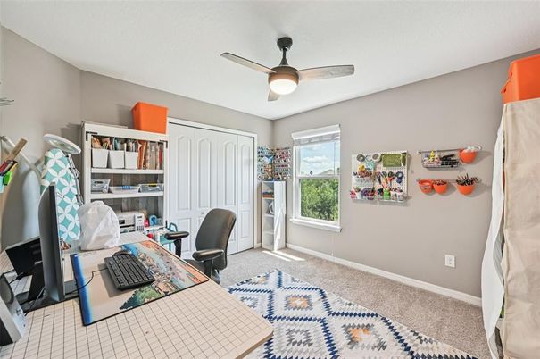 Home Office, Interior
