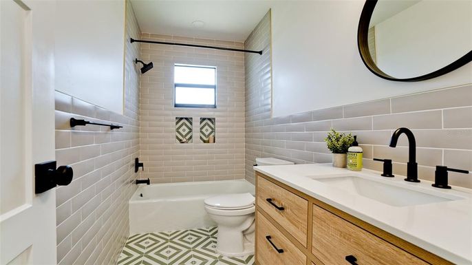 Bathroom, Interior