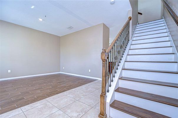 Interior, Recessed Lighting, Wood Texture Flooring