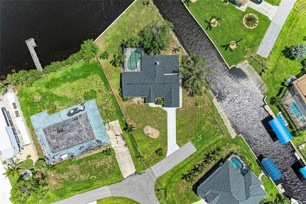 Exterior, Drone