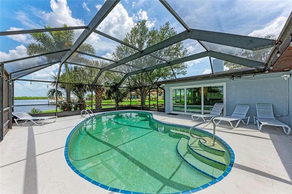 Glass Ceilings, Interior, Pool, Sun Room, Water