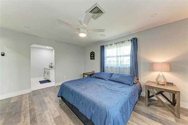 Bedroom, Interior, Recessed Lighting, Wood Texture Flooring