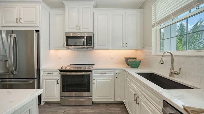 Interior, Kitchen, Stainless Steel Appliances, Wood Texture Flooring