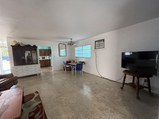Dining room, Interior