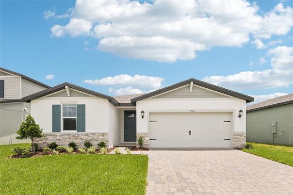 Attached, Exterior, Facade, Ranch