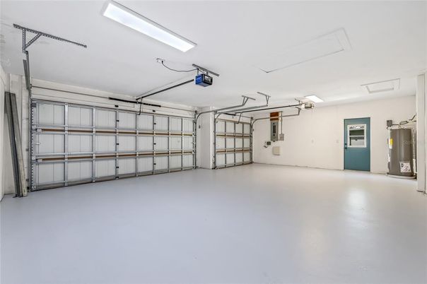Garage, Interior