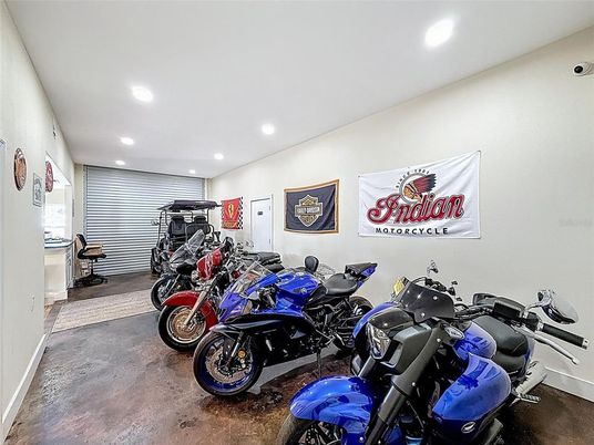 Fitness Equipment, Interior, Recessed Lighting