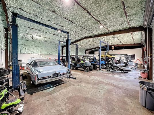 Garage, Interior