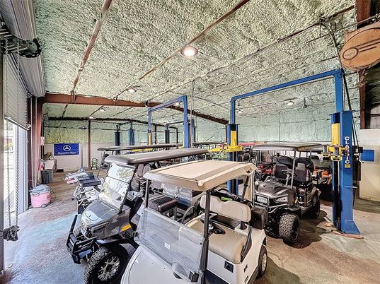 Garage, Interior