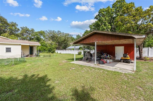 Backyard, Exterior