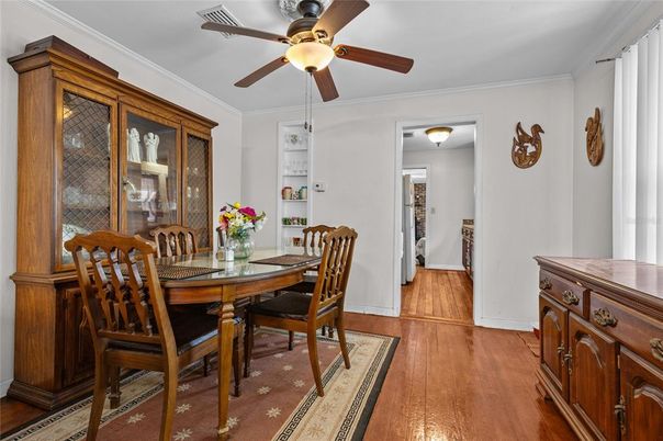 Dining room, Interior, Wood Texture Flooring