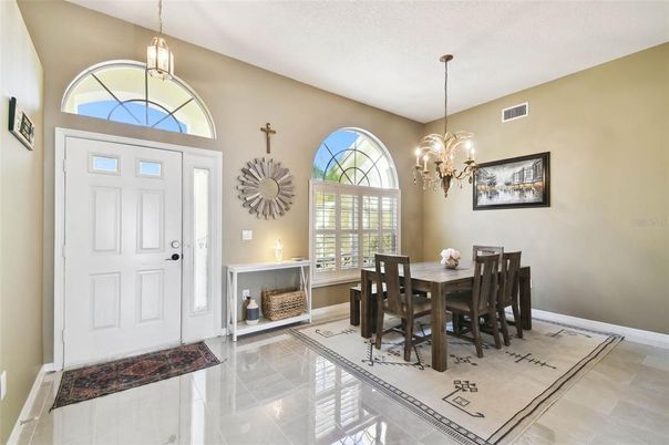 Chandelier, Dining room, Interior, Pendant Lights