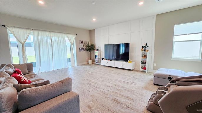 Interior, Living room, Recessed Lighting, Wood Texture Flooring