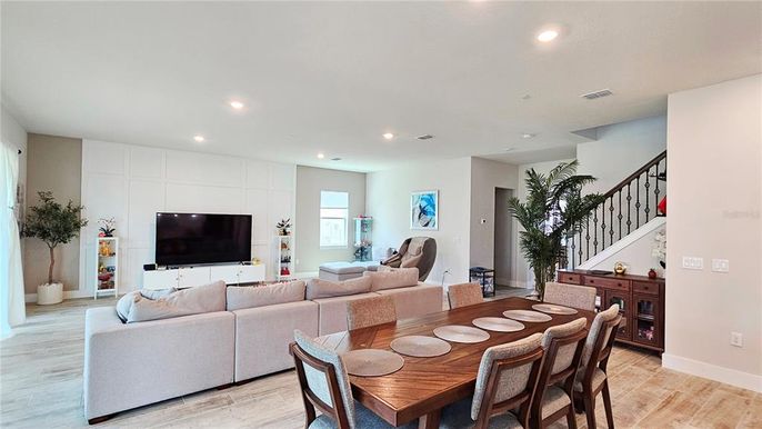 Dining room, Interior, Living room, Recessed Lighting, Wood Texture Flooring